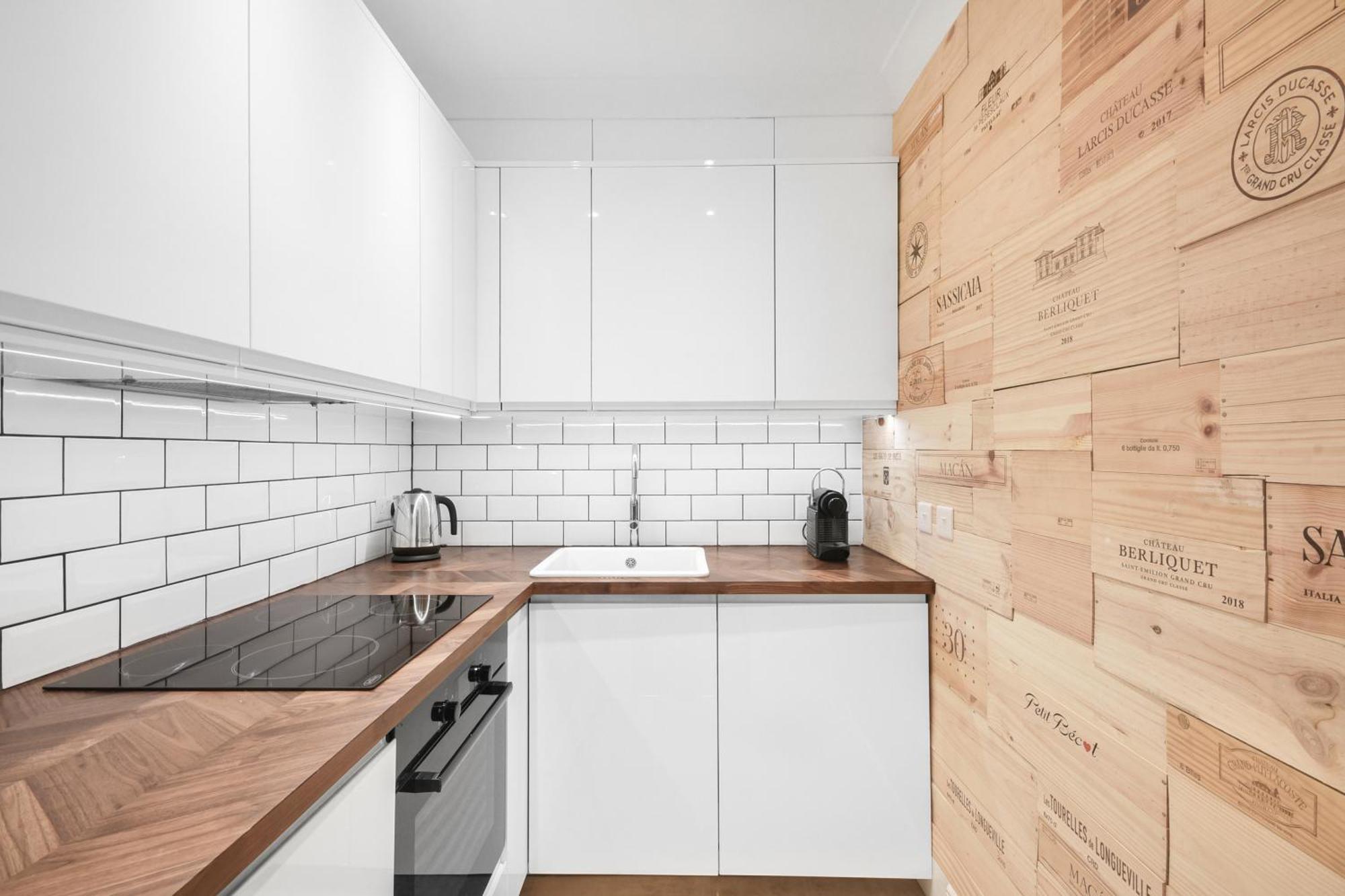 Lovely Large 1 Bed Renovated Flat W Balcony & 600Mb Wifi Лондон Экстерьер фото